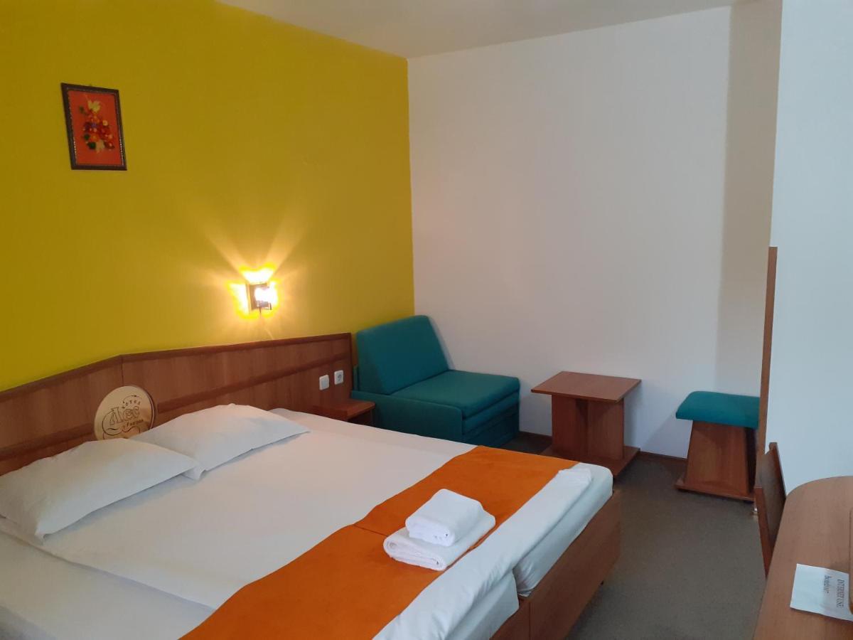 Hotel Les Razgrad المظهر الخارجي الصورة