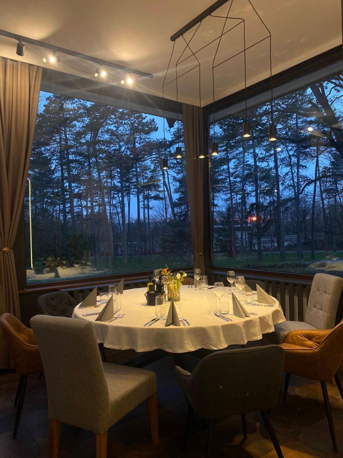 Hotel Les Razgrad المظهر الخارجي الصورة